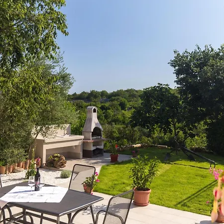 Comfort With Balcony And Pool *