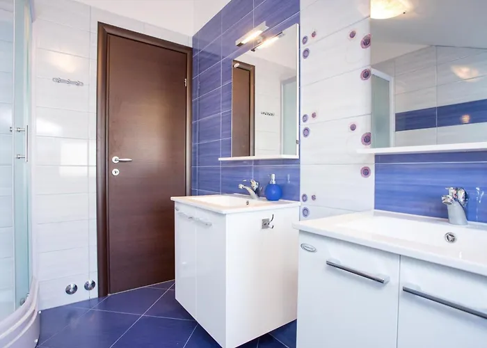 Apartman Comfort With Balcony And Pool