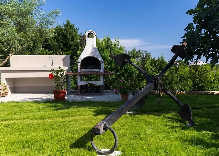 Apartman Comfort With Balcony And Pool Krk Town