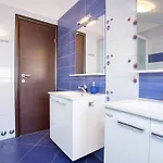 Διαμέρισμα Comfort With Balcony And Pool