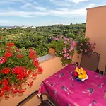 Διαμέρισμα Comfort With Balcony And Pool